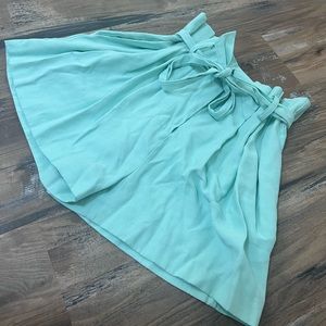 Gianni Bini high waisted shorts with tie